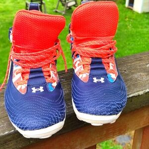 Under Armour kids Harper baseball cleats. Size 4.5 Y.